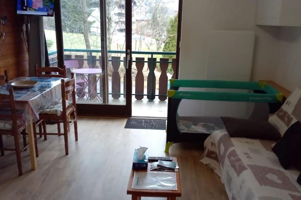Appartement Pour 4 Personnes Au Pied Des Pistes Chatel Exterior photo