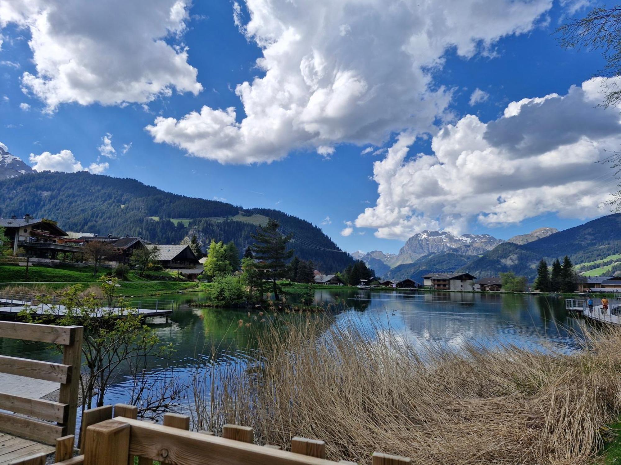 Appartement Pour 4 Personnes Au Pied Des Pistes Chatel Exterior photo